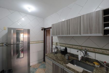 Casa à venda com 140m², 3 quartos e 2 vagasCozinha