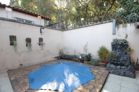 Casa à venda com 140m², 3 quartos e 2 vagasPiscina