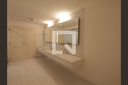 Casa de condomínio à venda com 754m², 4 quartos e 6 vagasBanheiro 6