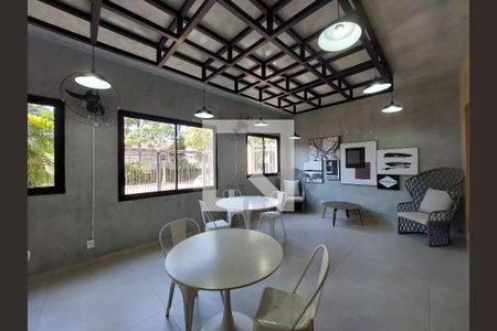 Apartamento à venda com 34m², 2 quartos e sem vagaÁrea comum - Salão de festas