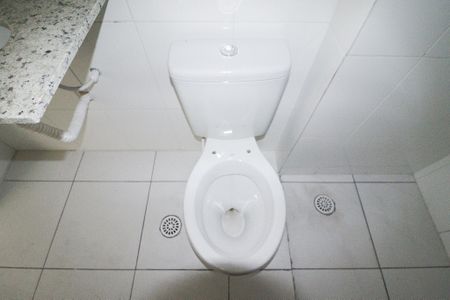 Apartamento à venda com 36m², 2 quartos e sem vaga Apartamento à venda com 36m², 2 quartos e sem vagaBanheiro