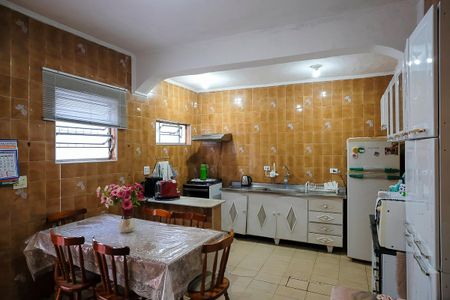 Casa à venda com 147m², 3 quartos e 2 vagasCozinha