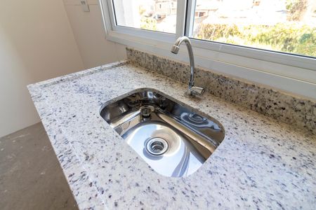 Apartamento à venda com 39m², 2 quartos e sem vagaSala e Cozinha