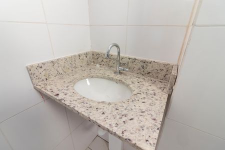 Apartamento à venda com 39m², 2 quartos e sem vaga Apartamento à venda com 39m², 2 quartos e sem vagaBanheiro