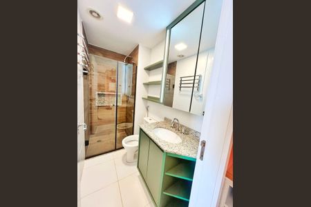 Apartamento à venda com 35m², 1 quarto e 1 vaga Apartamento à venda com 35m², 1 quarto e 1 vagaBanheiro