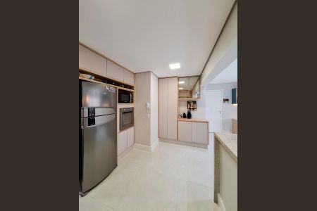 Apartamento à venda com 92m², 2 quartos e 2 vagas Apartamento à venda com 92m², 2 quartos e 2 vagasCozinha