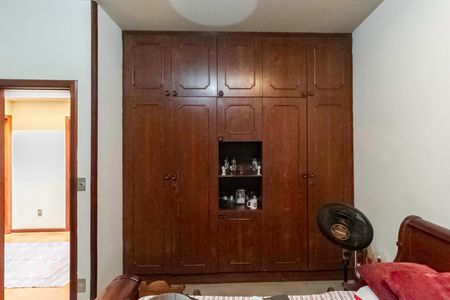 Casa à venda com 2000m², 7 quartos e 8 vagas Casa à venda com 2000m², 7 quartos e 8 vagasSuíte 1