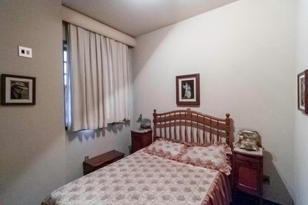 Casa à venda com 2000m², 7 quartos e 8 vagas Casa à venda com 2000m², 7 quartos e 8 vagasSuíte 4