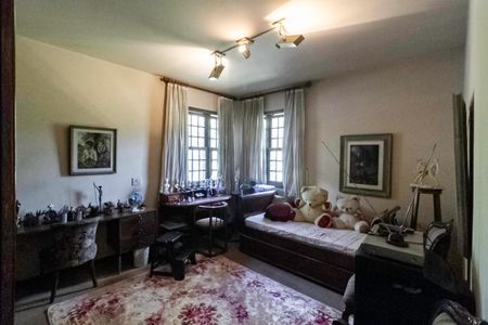 Casa à venda com 2000m², 7 quartos e 8 vagas Casa à venda com 2000m², 7 quartos e 8 vagasQuarto 1