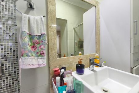 Casa à venda com 279m², 3 quartos e 5 vagas Casa à venda com 279m², 3 quartos e 5 vagasBanheiro Suíte