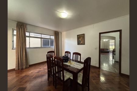 Casa à venda com 316m², 6 quartos e 3 vagasFoto 10