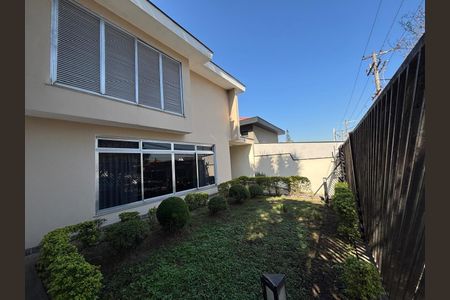 Casa à venda com 316m², 6 quartos e 3 vagasFoto 03