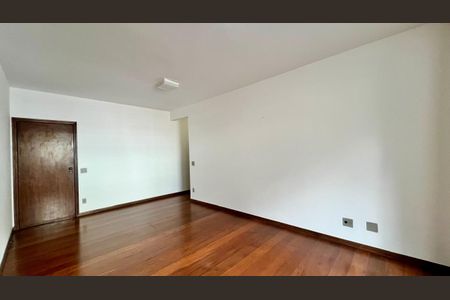 Apartamento à venda com 185m², 4 quartos e 2 vagas Apartamento à venda com 185m², 4 quartos e 2 vagasSala