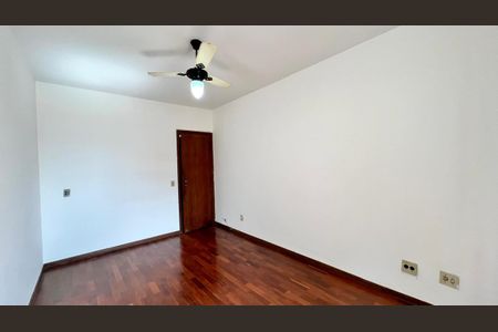 Apartamento à venda com 185m², 4 quartos e 2 vagas Apartamento à venda com 185m², 4 quartos e 2 vagasQuarto 1