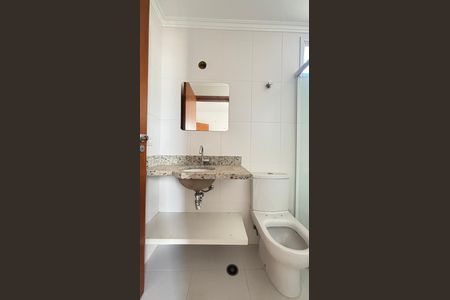 Apartamento à venda com 58m², 2 quartos e 2 vagas Apartamento à venda com 58m², 2 quartos e 2 vagasBanheiro da Suíte