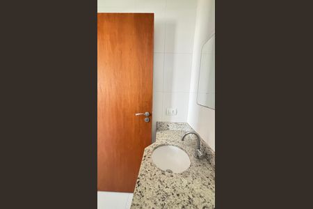 Apartamento à venda com 58m², 2 quartos e 2 vagas Apartamento à venda com 58m², 2 quartos e 2 vagasBanheiro da Suíte