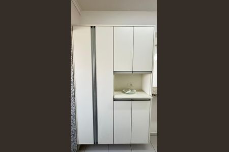 Apartamento à venda com 60m², 2 quartos e 2 vagasCozinha