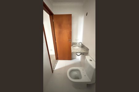 Apartamento à venda com 60m², 2 quartos e 2 vagas Apartamento à venda com 60m², 2 quartos e 2 vagasBanheiro da Suíte