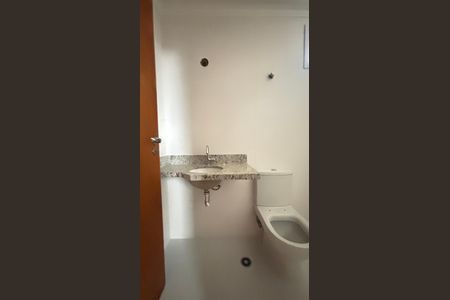 Apartamento à venda com 60m², 2 quartos e 2 vagas Apartamento à venda com 60m², 2 quartos e 2 vagasBanheiro da Suíte