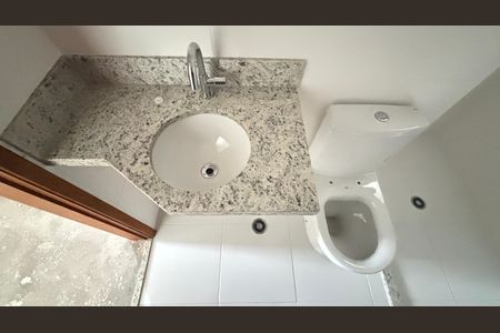 Apartamento à venda com 59m², 2 quartos e 2 vagas Apartamento à venda com 59m², 2 quartos e 2 vagasBanheiro