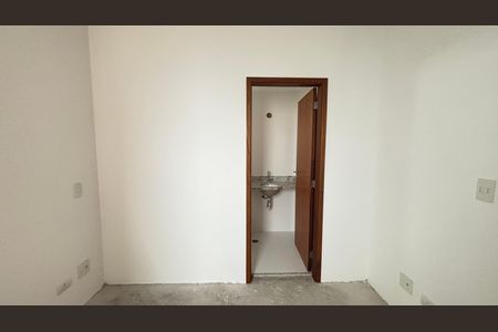 Apartamento à venda com 59m², 2 quartos e 2 vagas Apartamento à venda com 59m², 2 quartos e 2 vagasSuíte