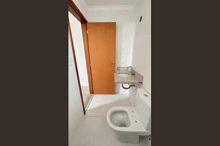 Apartamento à venda com 60m², 2 quartos e 2 vagas Apartamento à venda com 60m², 2 quartos e 2 vagasBanheiro da Suíte