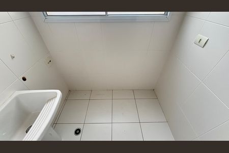 Apartamento à venda com 60m², 2 quartos e 2 vagas Apartamento à venda com 60m², 2 quartos e 2 vagasÁrea de Serviço