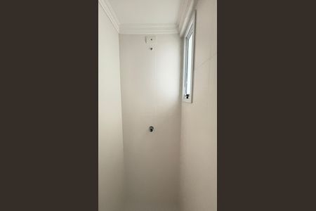 Apartamento à venda com 60m², 2 quartos e 2 vagas Apartamento à venda com 60m², 2 quartos e 2 vagasBanheiro