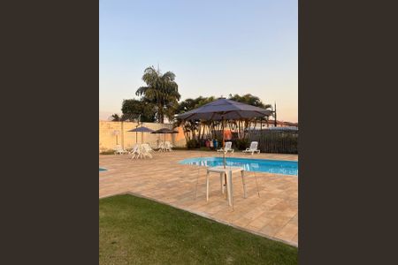 Apartamento à venda com 70m², 3 quartos e 2 vagas Apartamento à venda com 70m², 3 quartos e 2 vagasPiscina