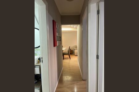 Apartamento à venda com 70m², 3 quartos e 2 vagas Apartamento à venda com 70m², 3 quartos e 2 vagasCorredor