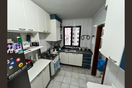 Apartamento à venda com 94m², 4 quartos e 2 vagasCozinha