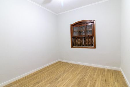 Casa à venda com 420m², 3 quartos e 6 vagas Casa à venda com 420m², 3 quartos e 6 vagasQuarto 2