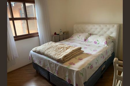 Casa de condomínio à venda com 396m², 3 quartos e 2 vagas Casa de condomínio à venda com 396m², 3 quartos e 2 vagasQuarto 1