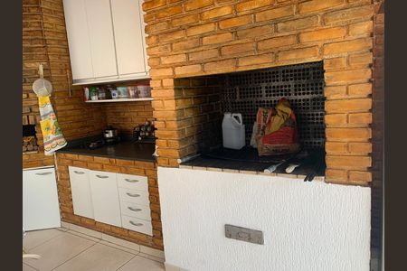 Casa de condomínio à venda com 396m², 3 quartos e 2 vagas Casa de condomínio à venda com 396m², 3 quartos e 2 vagasEspaço Gourmet