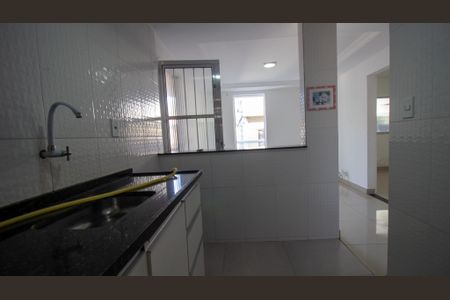 Apartamento à venda com 50m², 2 quartos e sem vaga Apartamento à venda com 50m², 2 quartos e sem vagaCozinha e Área de Serviço