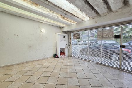 Casa à venda com 160m², 3 quartos e 2 vagas Casa à venda com 160m², 3 quartos e 2 vagasGaragem