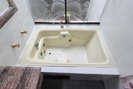 Casa à venda com 160m², 3 quartos e 2 vagas Casa à venda com 160m², 3 quartos e 2 vagasBanheiro da Suíte 3