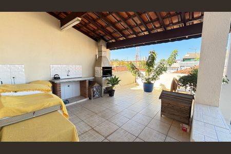 Casa à venda com 210m², 4 quartos e 2 vagas Casa à venda com 210m², 4 quartos e 2 vagasCobertura