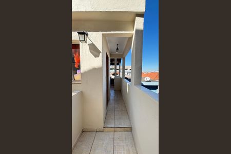 Casa à venda com 210m², 4 quartos e 2 vagas Casa à venda com 210m², 4 quartos e 2 vagasCobertura