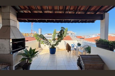 Casa à venda com 210m², 4 quartos e 2 vagas Casa à venda com 210m², 4 quartos e 2 vagasCobertura
