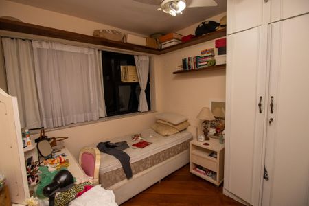 Apartamento à venda com 145m², 4 quartos e 2 vagas Apartamento à venda com 145m², 4 quartos e 2 vagasQuarto 3