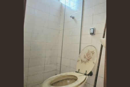 Casa de condomínio para alugar com 1340m², 7 quartos e 7 vagas Casa de condomínio para alugar com 1340m², 7 quartos e 7 vagasBanheiro social 2