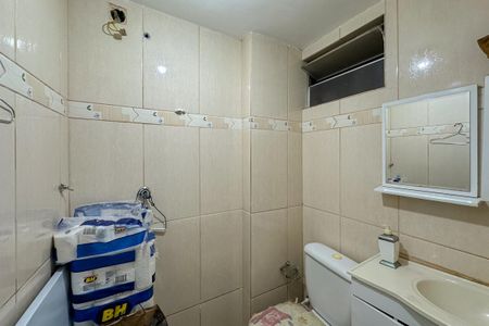 Casa à venda com 250m², 3 quartos e 2 vagas Casa à venda com 250m², 3 quartos e 2 vagasBanheiro