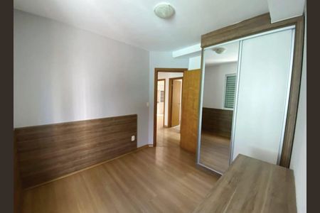 Apartamento à venda com 202m², 4 quartos e 2 vagas