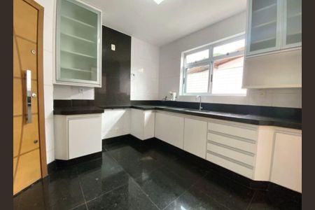 Apartamento à venda com 202m², 4 quartos e 2 vagas