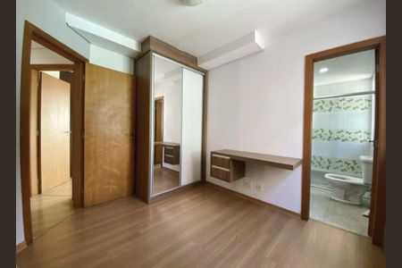 Apartamento à venda com 202m², 4 quartos e 2 vagas