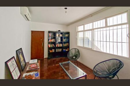 Apartamento à venda com 98m², 3 quartos e 1 vaga Apartamento à venda com 98m², 3 quartos e 1 vagaSala
