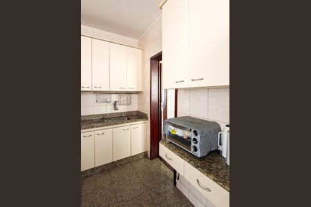 Apartamento à venda com 98m², 3 quartos e 1 vaga Apartamento à venda com 98m², 3 quartos e 1 vagaCozinha e Área de Serviço