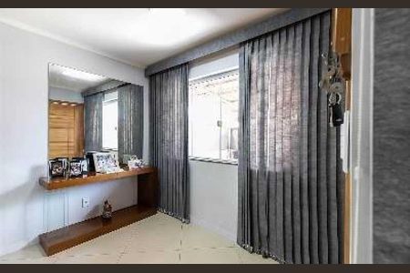 Casa à venda com 140m², 4 quartos e 2 vagas