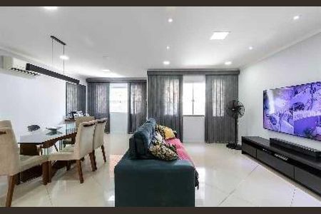 Casa à venda com 140m², 4 quartos e 2 vagas